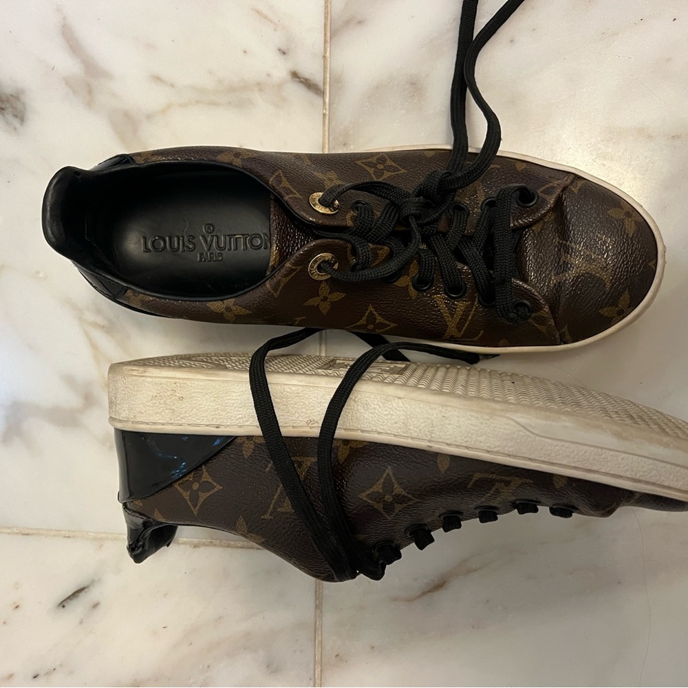 Louis Vuitton sneakers. 100% Authentic! - Picture 4 of 5